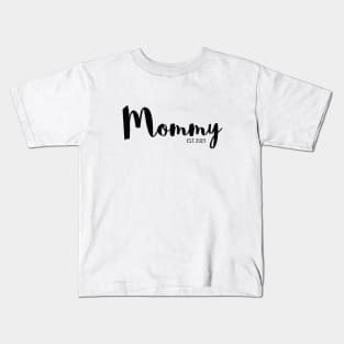 Mommy Pregnancy Announcement Kids T-Shirt